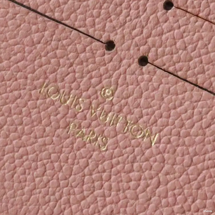 LV 2212DJ0003 Bag 0724